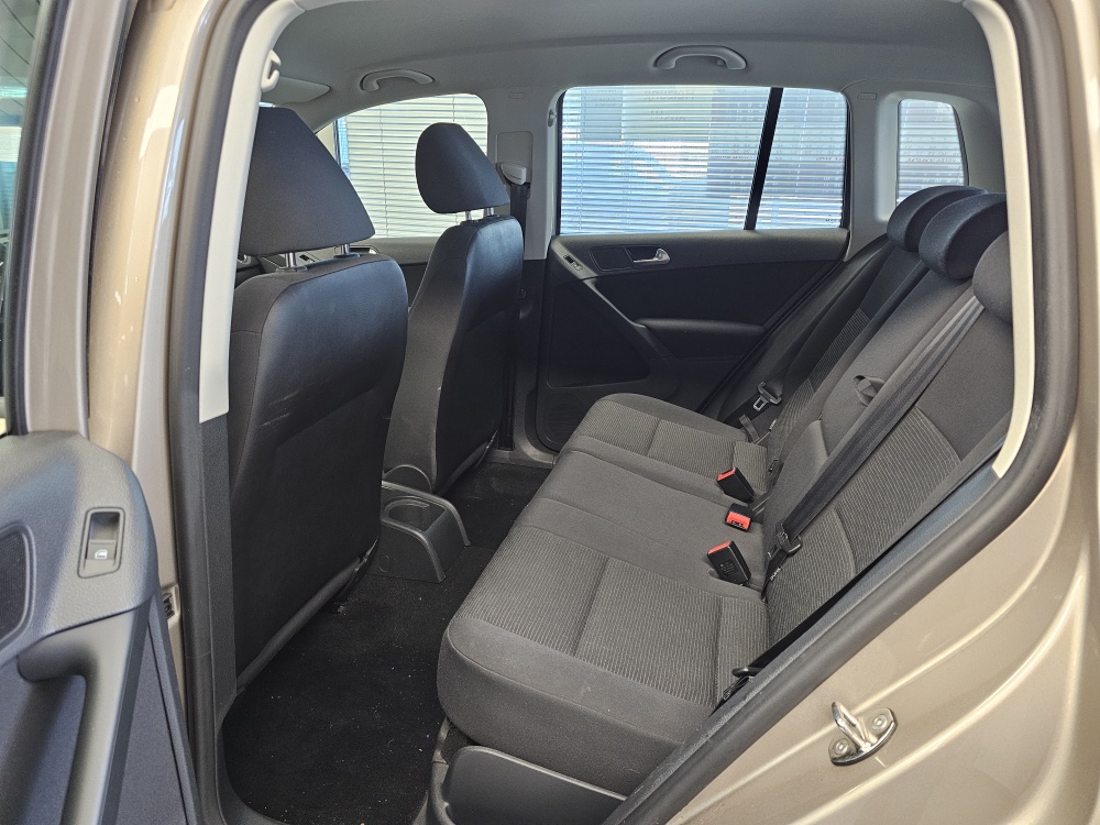VW Tiguan  bei Hoffmann Automobile in Wolfsburg kaufen und sofort mitnehmen - Bild 5
