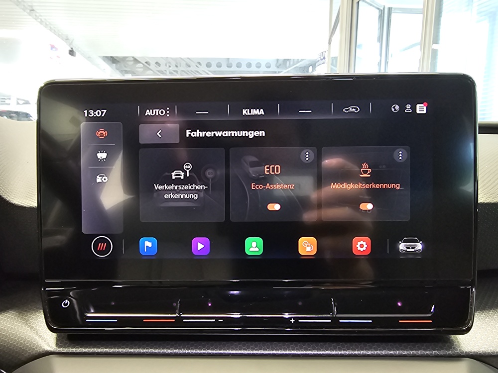 Seat Leon Sportstourer  ST bei Hoffmann Automobile in Wolfsburg kaufen und sofort mitnehmen - Bild 20