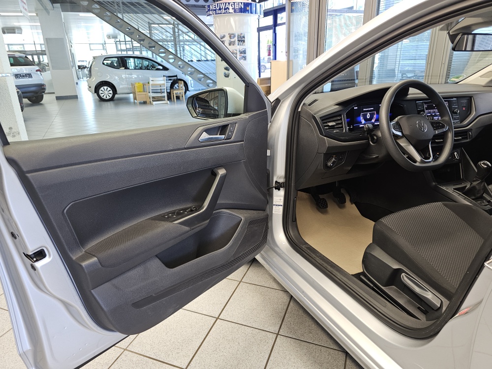 VW Polo  bei Hoffmann Automobile in Wolfsburg kaufen und sofort mitnehmen - Bild 18