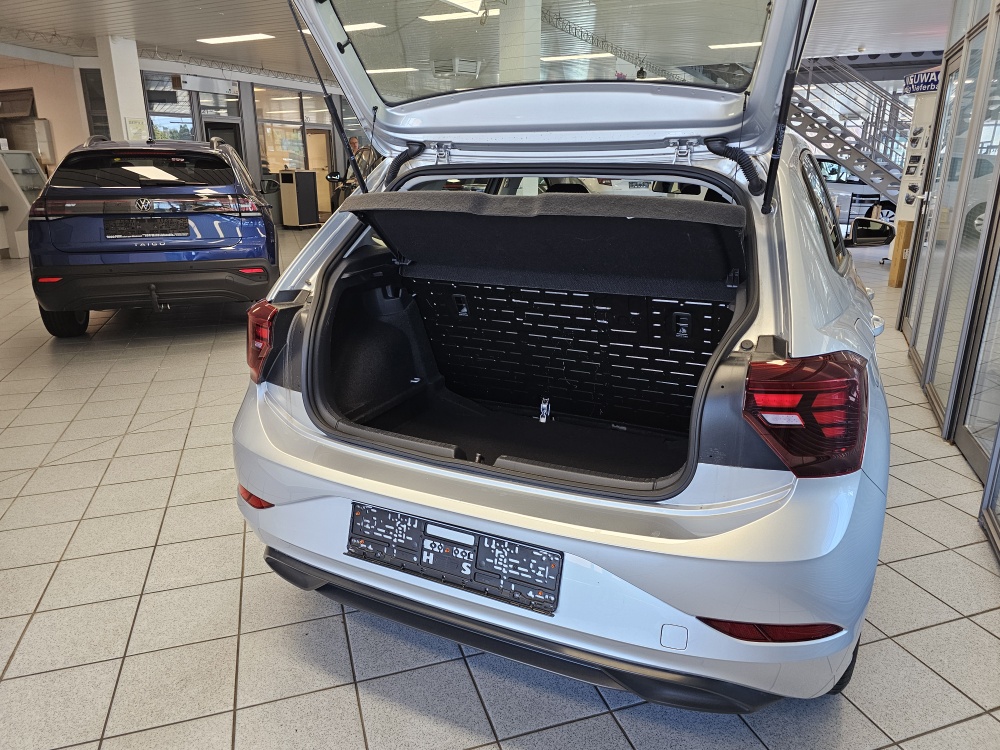 VW Polo  bei Hoffmann Automobile in Wolfsburg kaufen und sofort mitnehmen - Bild 2