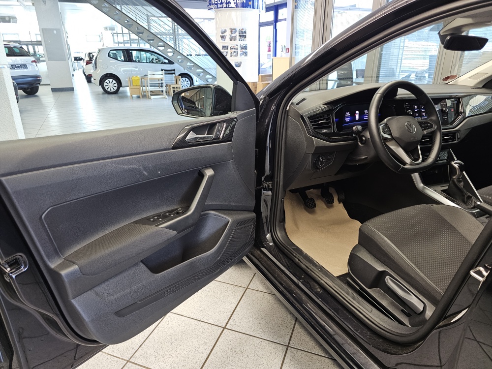 VW Polo  bei Hoffmann Automobile in Wolfsburg kaufen und sofort mitnehmen - Bild 21