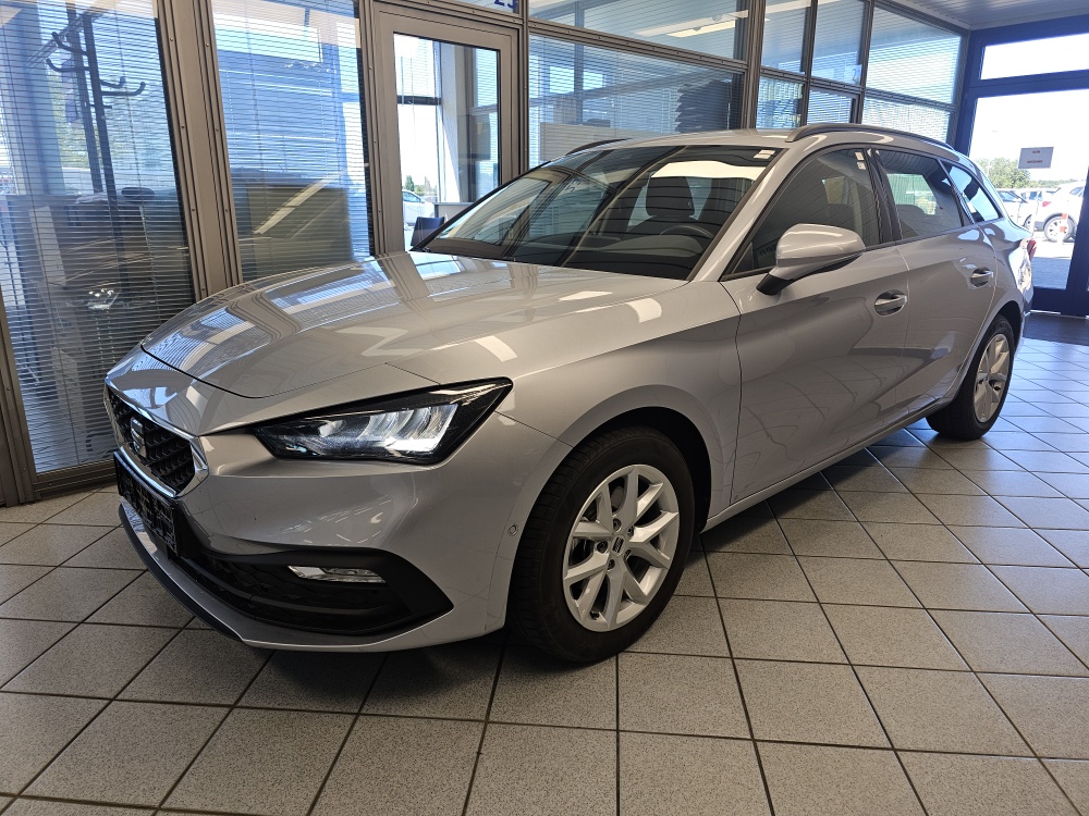 Seat Leon Sportstourer  ST  bei Hoffmann Automobile in Wolfsburg kaufen und sofort mitnehmen - Bild 1