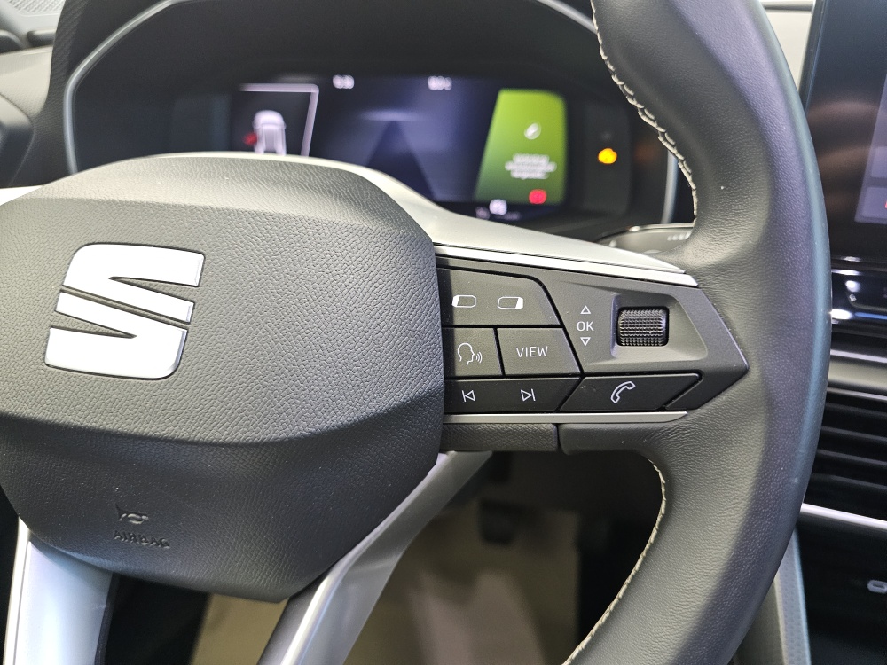Seat Leon Sportstourer  ST  bei Hoffmann Automobile in Wolfsburg kaufen und sofort mitnehmen - Bild 15