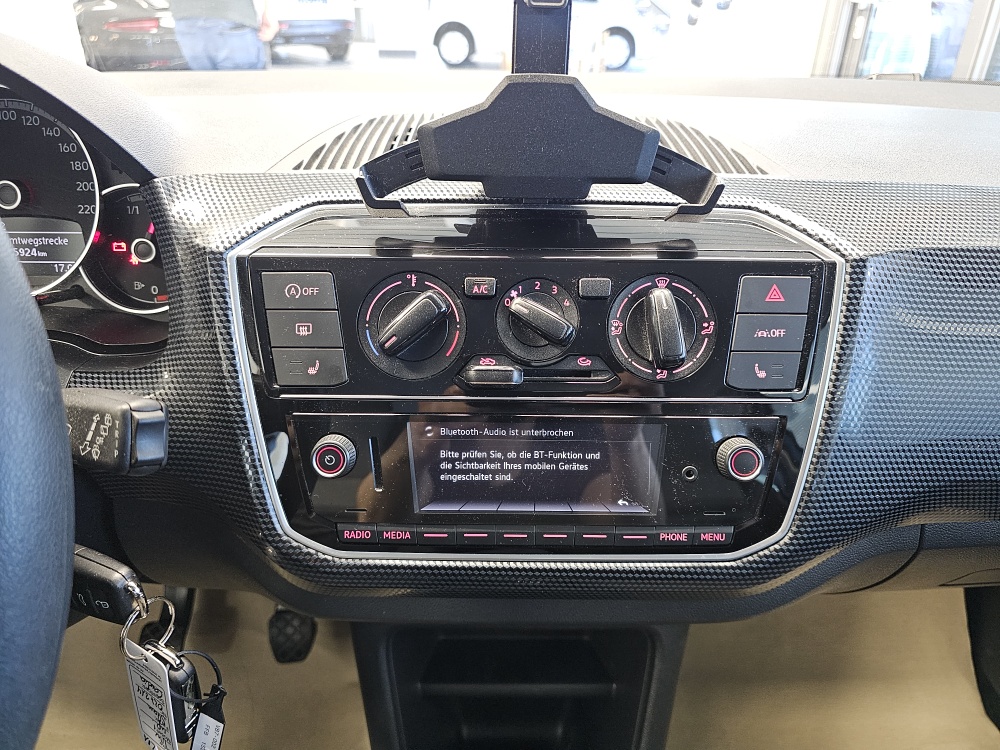 VW up!  bei Hoffmann Automobile in Wolfsburg kaufen und sofort mitnehmen - Bild 9