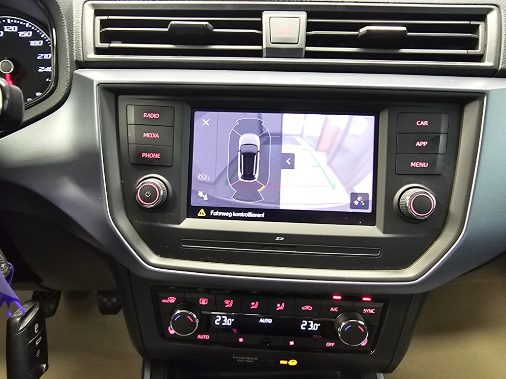 Seat Arona  bei Hoffmann Automobile in Wolfsburg kaufen und sofort mitnehmen - Bild 11