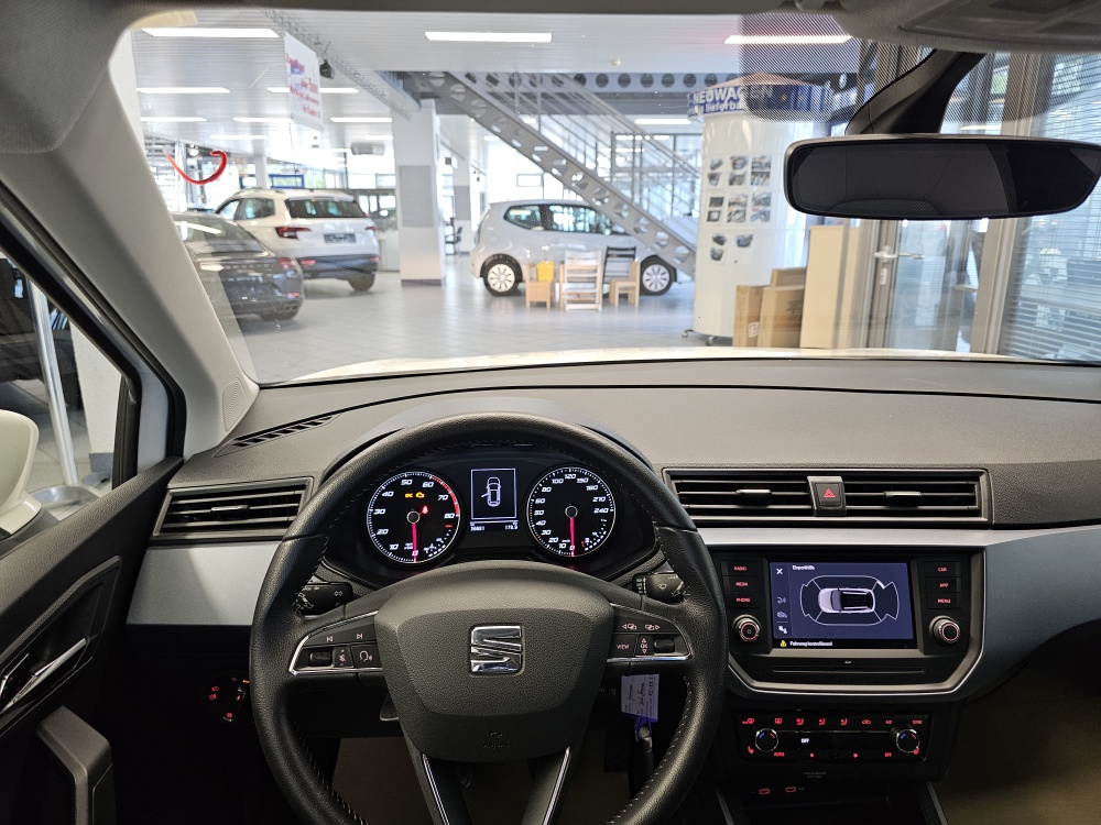 Seat Arona  bei Hoffmann Automobile in Wolfsburg kaufen und sofort mitnehmen - Bild 15