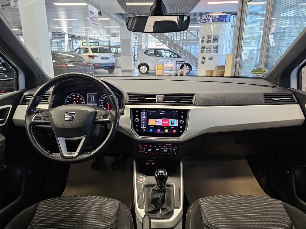 Seat Arona  bei Hoffmann Automobile in Wolfsburg kaufen und sofort mitnehmen - Bild 6