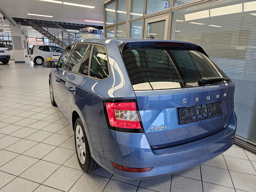 Skoda Fabia Combi  bei Hoffmann Automobile in Wolfsburg kaufen und sofort mitnehmen - Bild 3