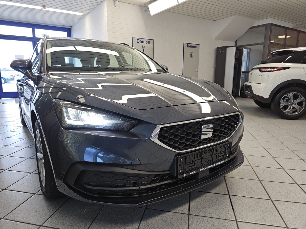 Seat Leon Sportstourer  ST  bei Hoffmann Automobile in Wolfsburg kaufen und sofort mitnehmen - Bild 15