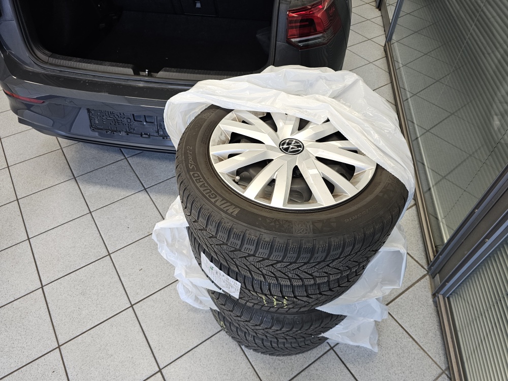 VW Golf  bei Hoffmann Automobile in Wolfsburg kaufen und sofort mitnehmen - Bild 3