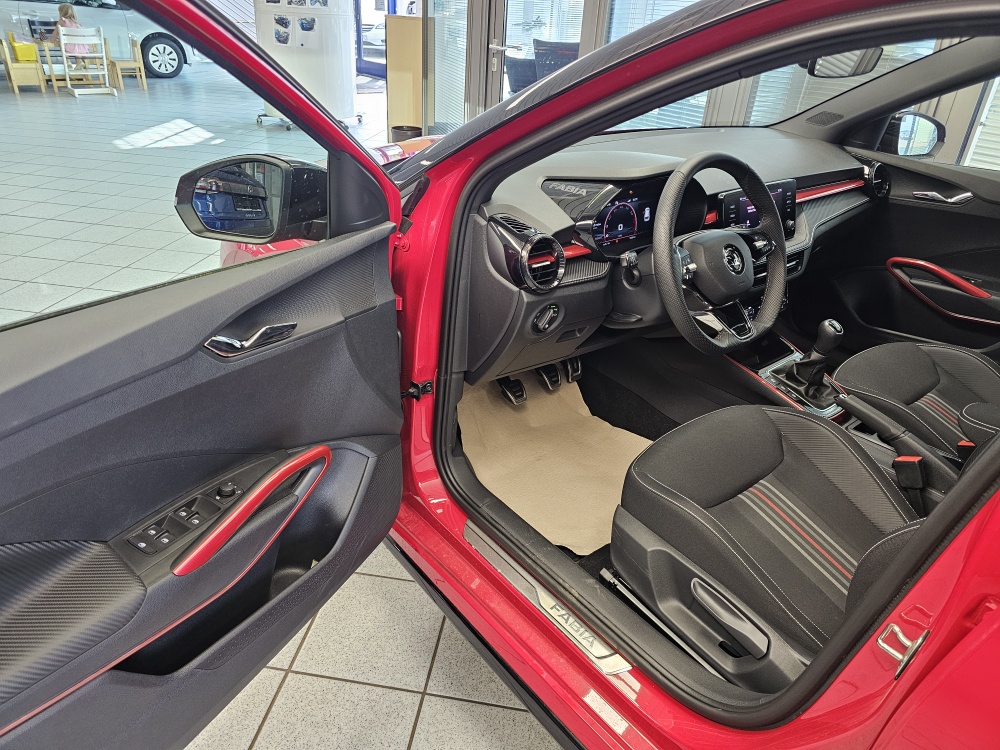 Skoda Fabia  bei Hoffmann Automobile in Wolfsburg kaufen und sofort mitnehmen - Bild 19