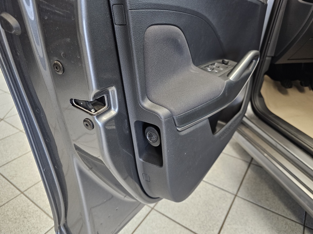 Skoda Fabia  bei Hoffmann Automobile in Wolfsburg kaufen und sofort mitnehmen - Bild 14