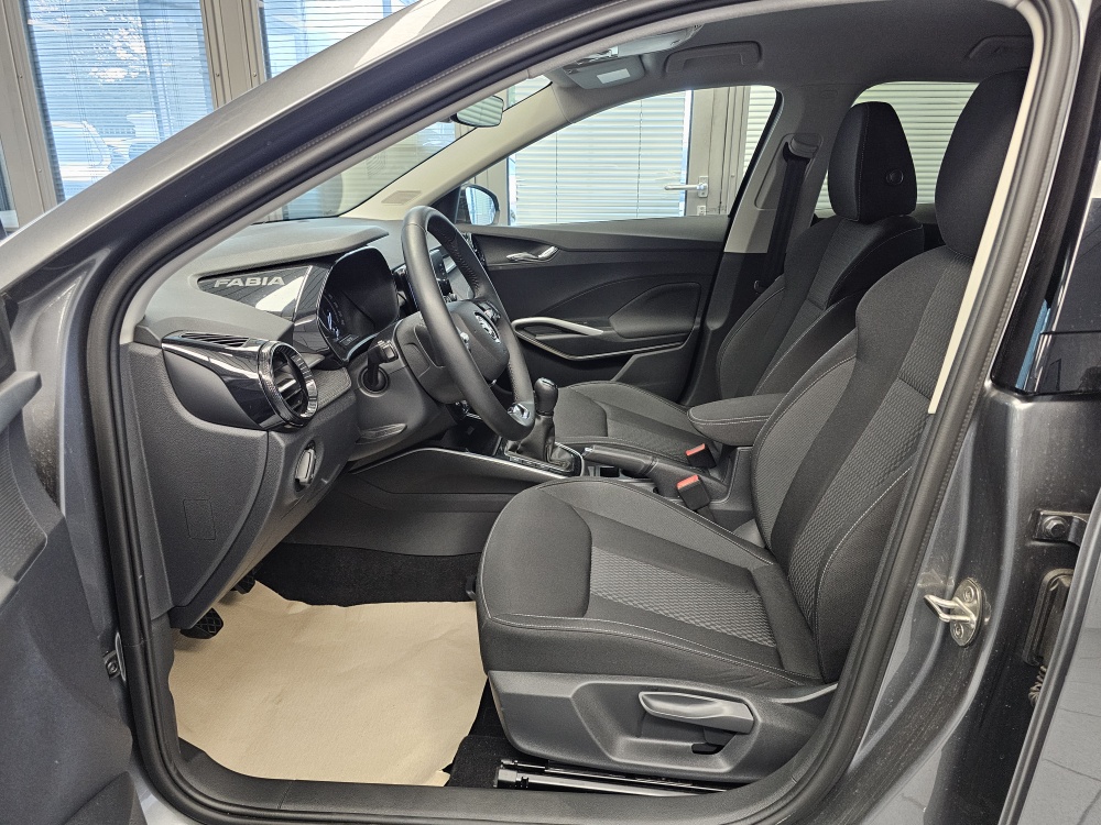 Skoda Fabia  bei Hoffmann Automobile in Wolfsburg kaufen und sofort mitnehmen - Bild 17