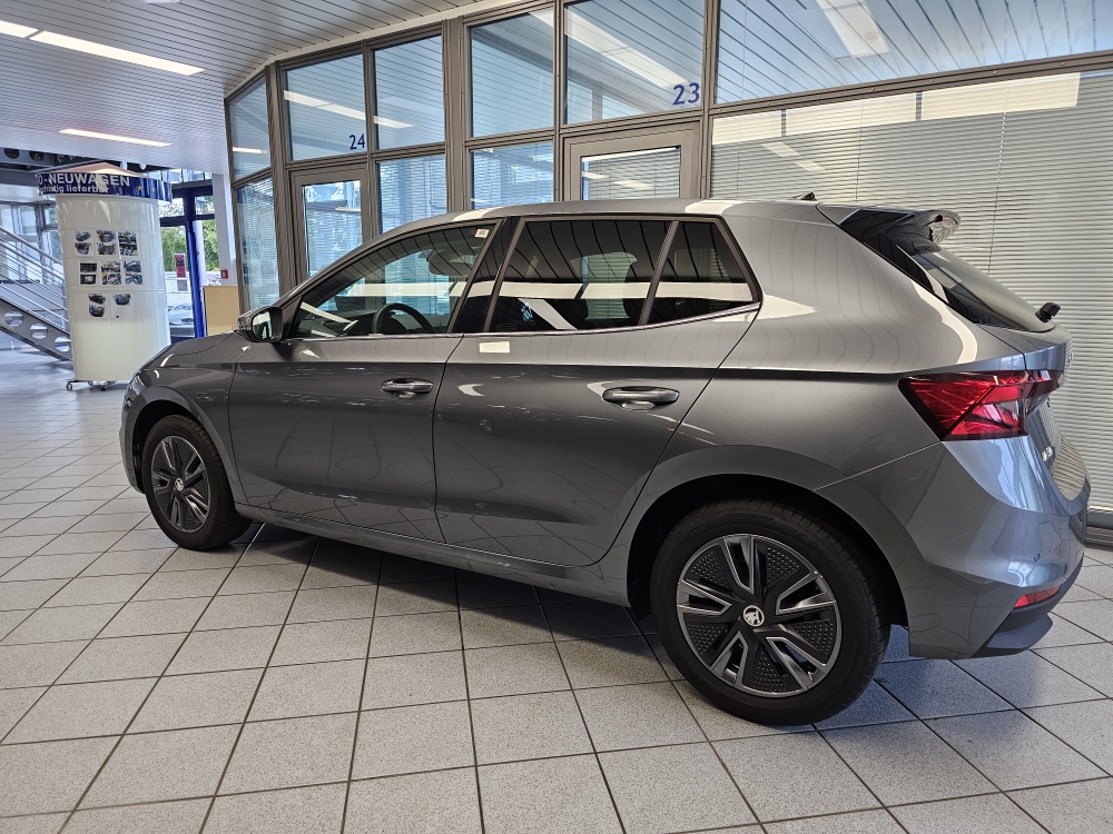 Skoda Fabia  bei Hoffmann Automobile in Wolfsburg kaufen und sofort mitnehmen - Bild 19