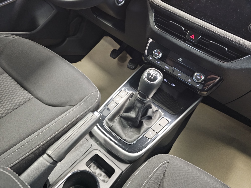 Skoda Fabia  bei Hoffmann Automobile in Wolfsburg kaufen und sofort mitnehmen - Bild 5