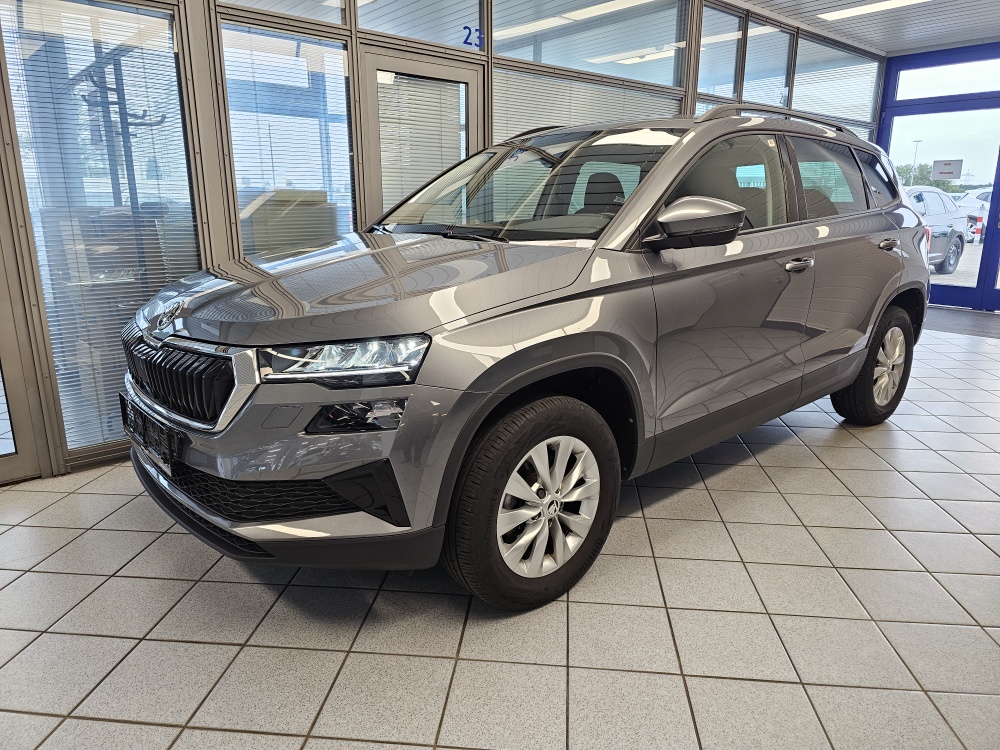 Skoda Karoq  für nur 25.950,- € bei Hoffmann Automobile in Wolfsburg kaufen und sofort mitnehmen