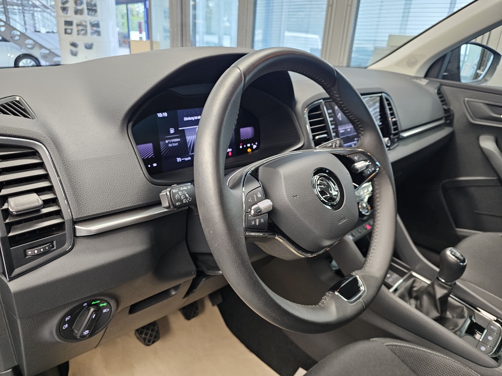 Skoda Karoq  bei Hoffmann Automobile in Wolfsburg kaufen und sofort mitnehmen - Bild 20