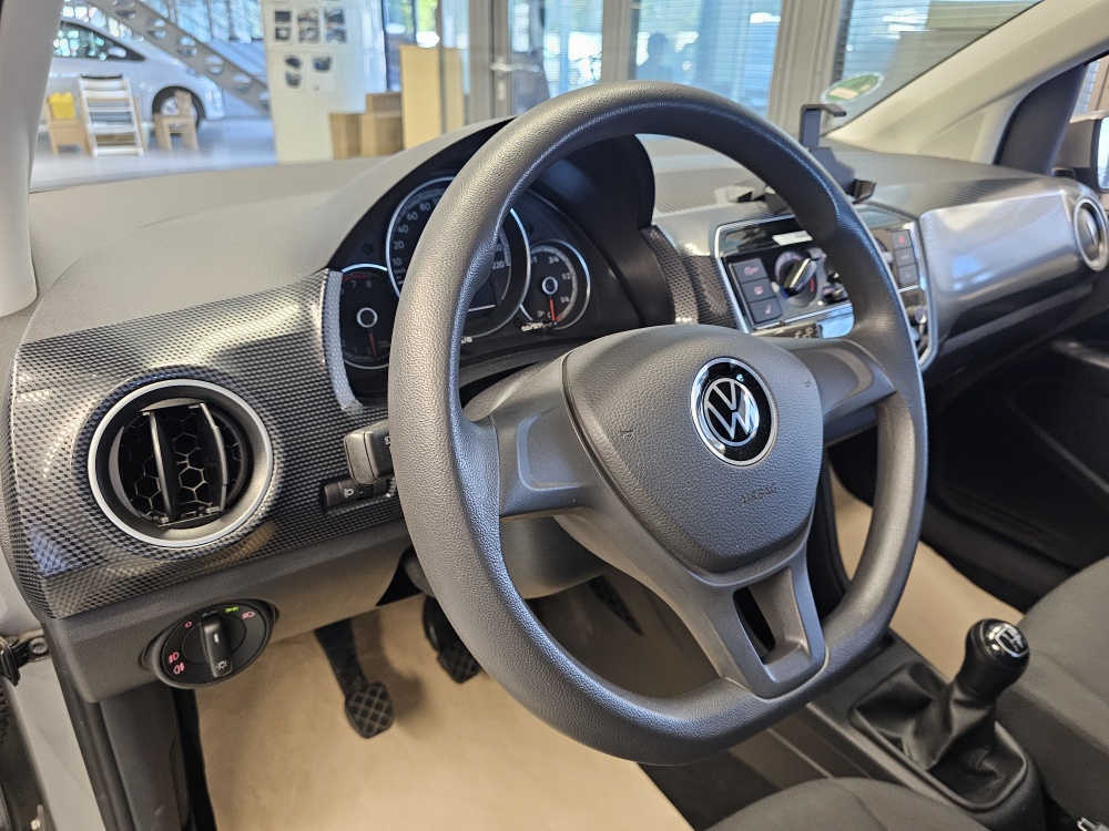 VW up!  bei Hoffmann Automobile in Wolfsburg kaufen und sofort mitnehmen - Bild 11