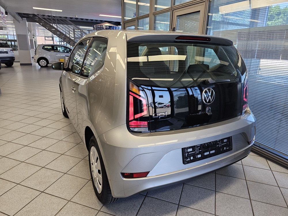 VW up!  bei Hoffmann Automobile in Wolfsburg kaufen und sofort mitnehmen - Bild 4
