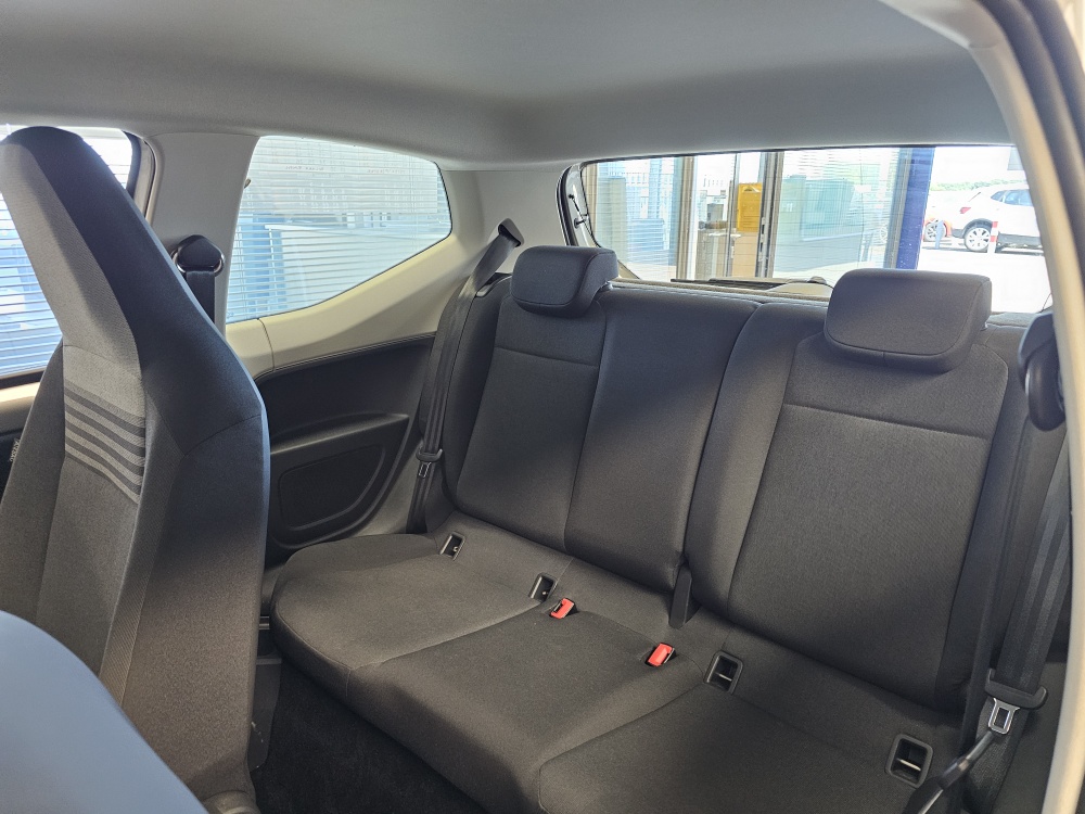 VW up!  bei Hoffmann Automobile in Wolfsburg kaufen und sofort mitnehmen - Bild 5