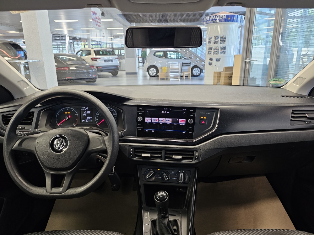 VW Polo  bei Hoffmann Automobile in Wolfsburg kaufen und sofort mitnehmen - Bild 3