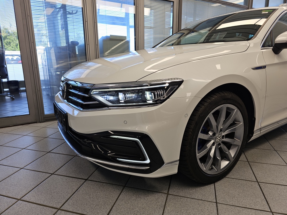 VW Passat Variant  bei Hoffmann Automobile in Wolfsburg kaufen und sofort mitnehmen - Bild 27