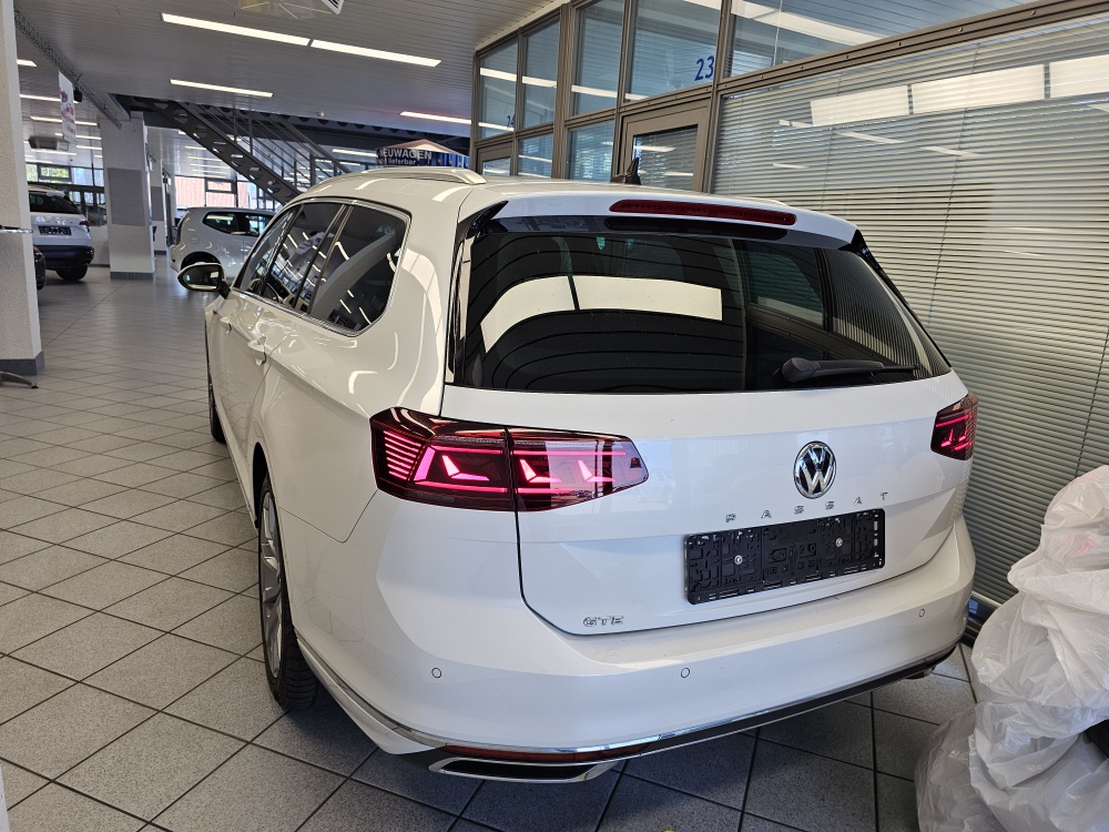 VW Passat Variant  bei Hoffmann Automobile in Wolfsburg kaufen und sofort mitnehmen - Bild 6
