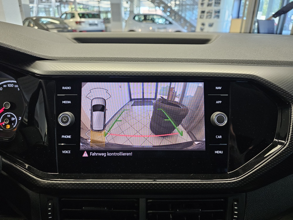 VW T-Cross  bei Hoffmann Automobile in Wolfsburg kaufen und sofort mitnehmen - Bild 14