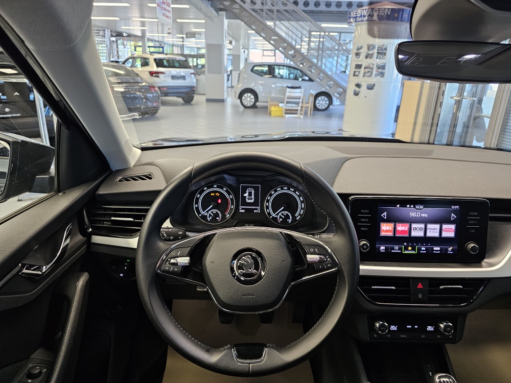 Skoda Kamiq  bei Hoffmann Automobile in Wolfsburg kaufen und sofort mitnehmen - Bild 18