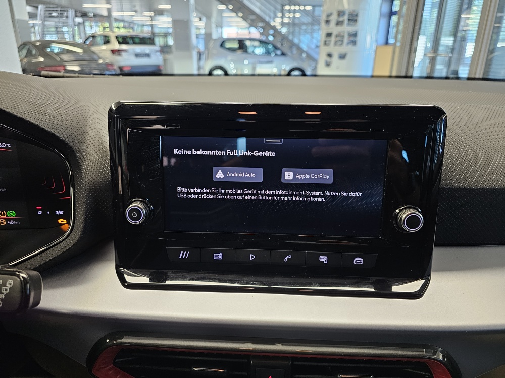 Seat Arona  bei Hoffmann Automobile in Wolfsburg kaufen und sofort mitnehmen - Bild 12
