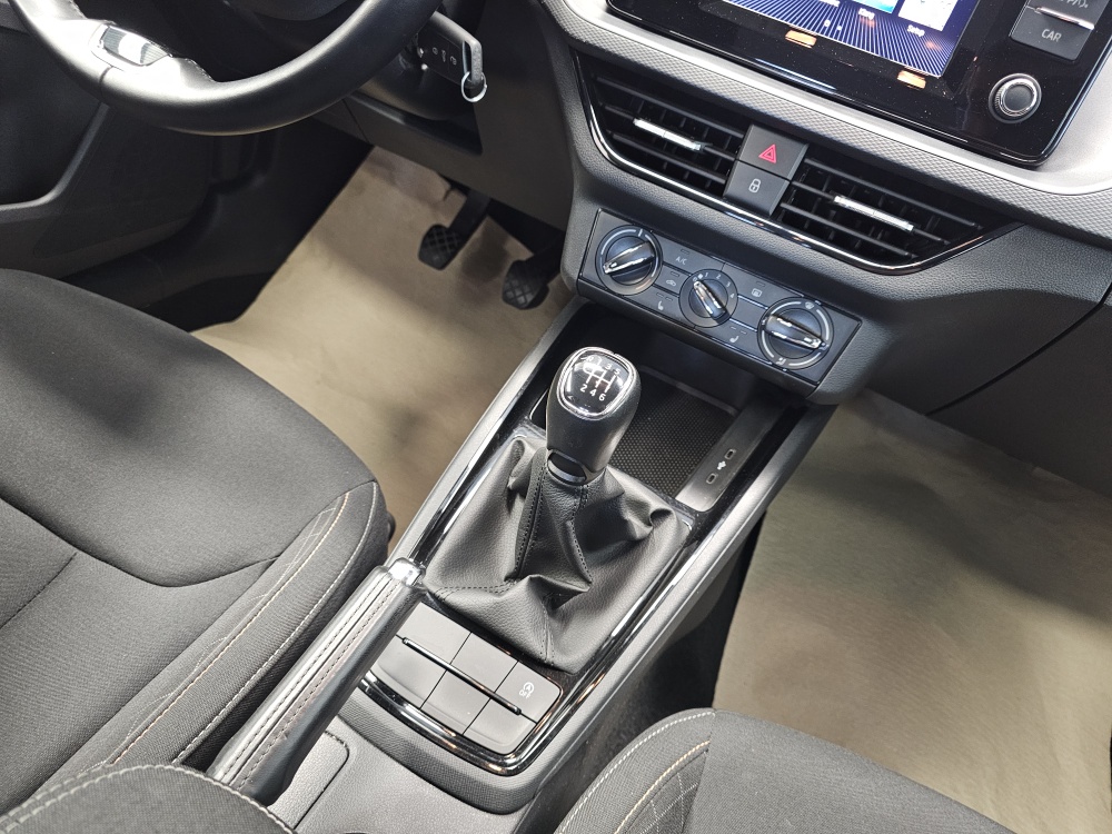 Skoda Scala  bei Hoffmann Automobile in Wolfsburg kaufen und sofort mitnehmen - Bild 6