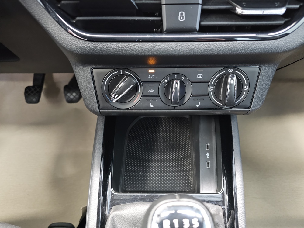 Skoda Scala  bei Hoffmann Automobile in Wolfsburg kaufen und sofort mitnehmen - Bild 6