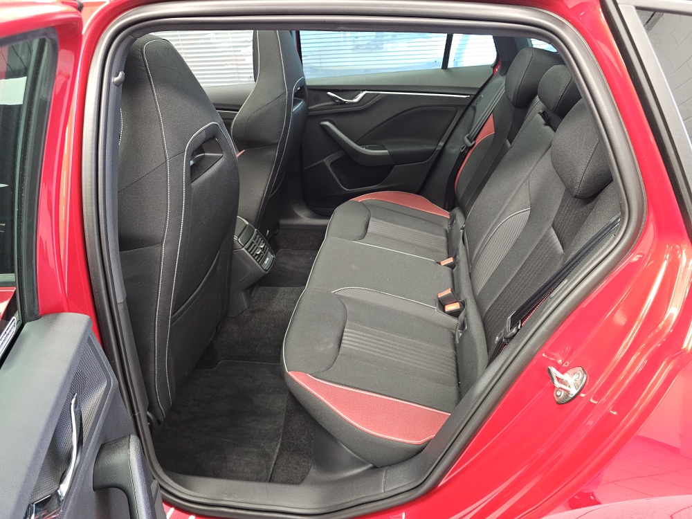 Skoda Scala  bei Hoffmann Automobile in Wolfsburg kaufen und sofort mitnehmen - Bild 5