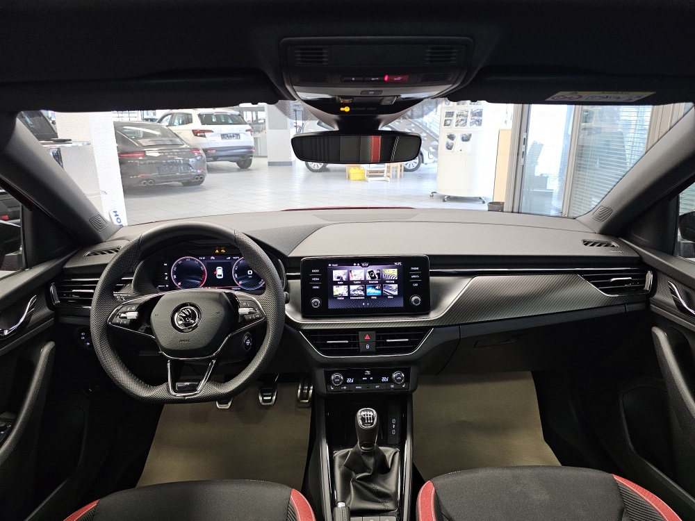 Skoda Scala  bei Hoffmann Automobile in Wolfsburg kaufen und sofort mitnehmen - Bild 8