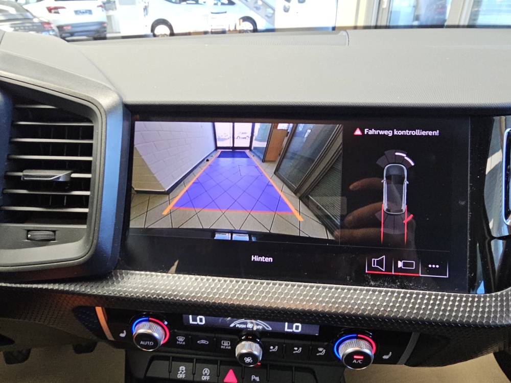 Audi A1 Sportback  bei Hoffmann Automobile in Wolfsburg kaufen und sofort mitnehmen - Bild 13