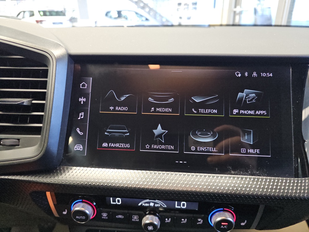 Audi A1 Sportback  bei Hoffmann Automobile in Wolfsburg kaufen und sofort mitnehmen - Bild 8