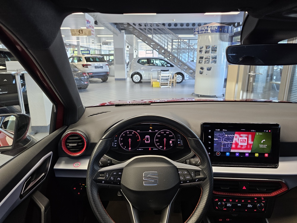 Seat Arona  bei Hoffmann Automobile in Wolfsburg kaufen und sofort mitnehmen - Bild 19