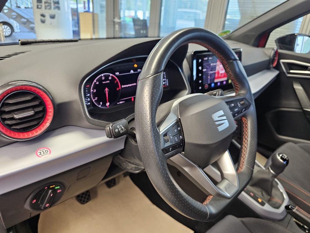 Seat Arona  bei Hoffmann Automobile in Wolfsburg kaufen und sofort mitnehmen - Bild 20