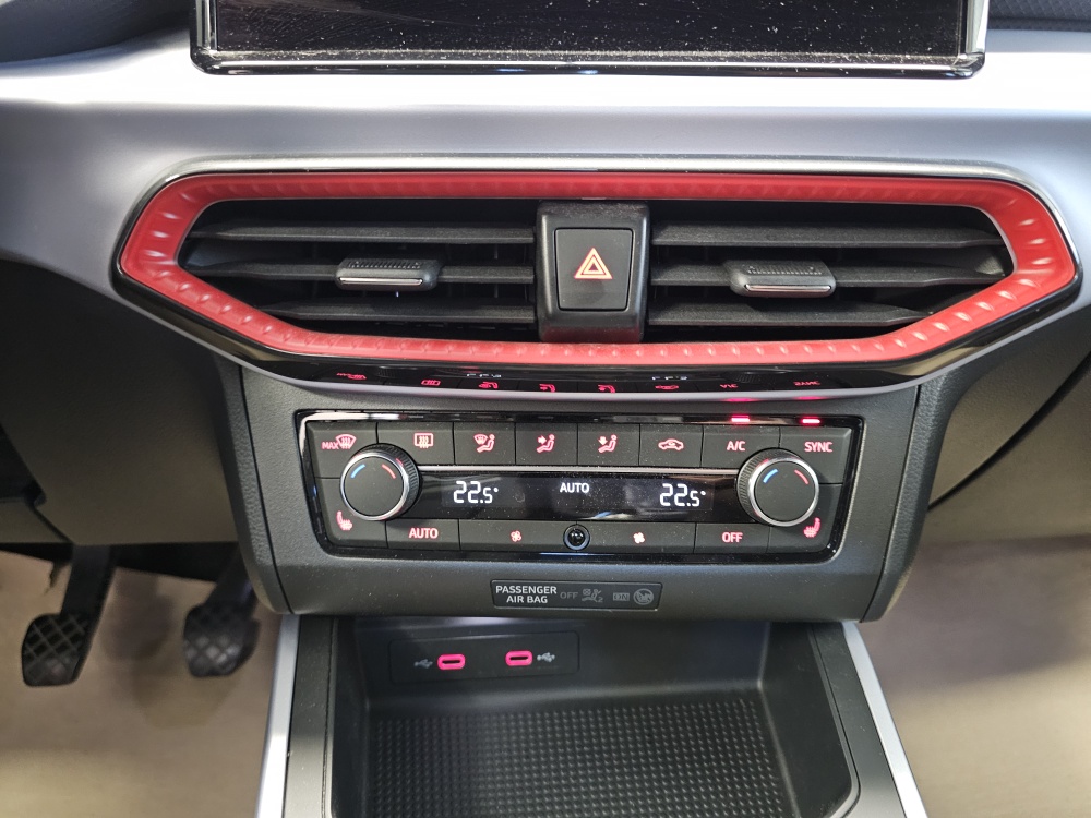 Seat Arona  bei Hoffmann Automobile in Wolfsburg kaufen und sofort mitnehmen - Bild 7