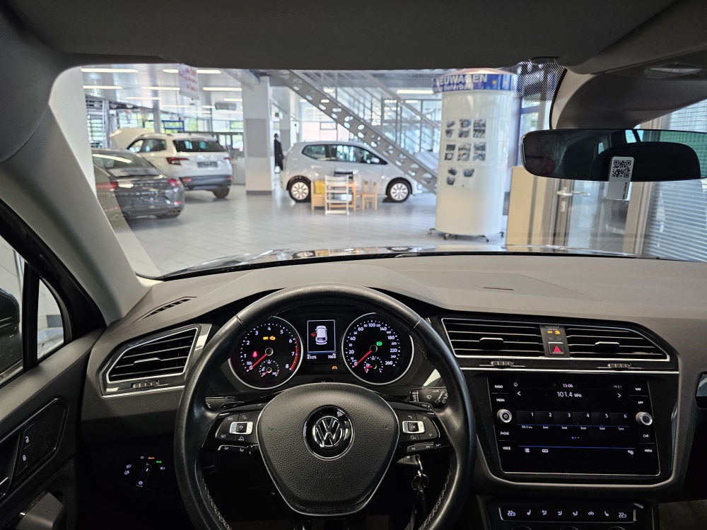VW Tiguan  bei Hoffmann Automobile in Wolfsburg kaufen und sofort mitnehmen - Bild 18
