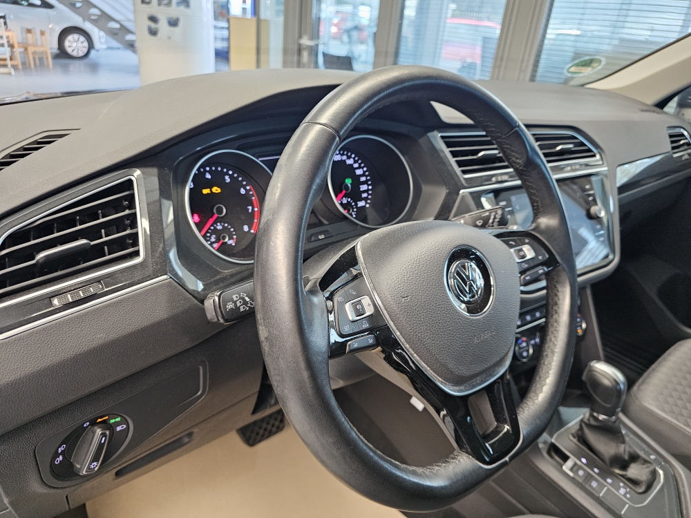 VW Tiguan  bei Hoffmann Automobile in Wolfsburg kaufen und sofort mitnehmen - Bild 19