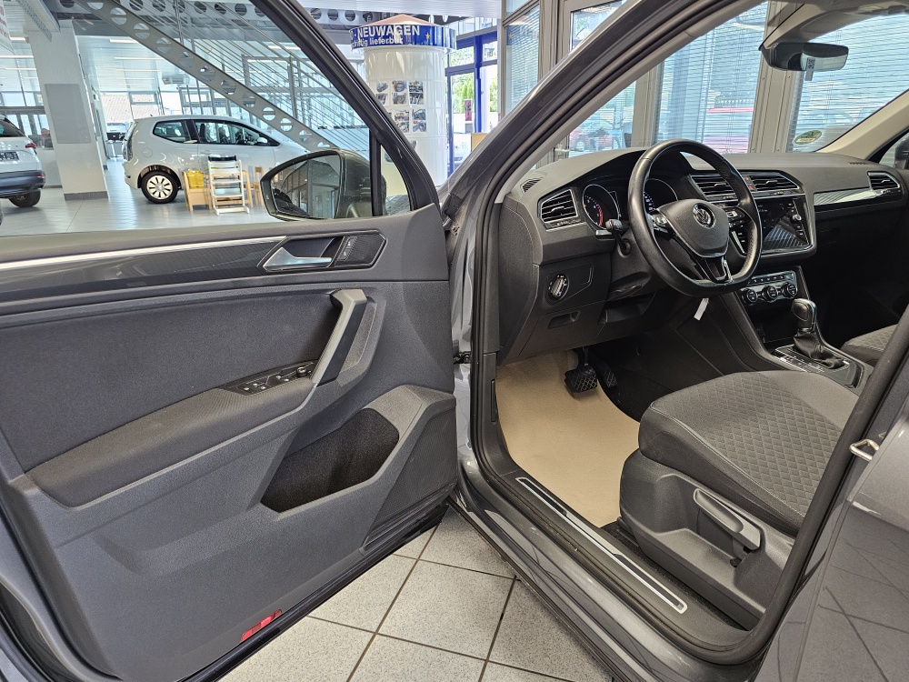 VW Tiguan  bei Hoffmann Automobile in Wolfsburg kaufen und sofort mitnehmen - Bild 22