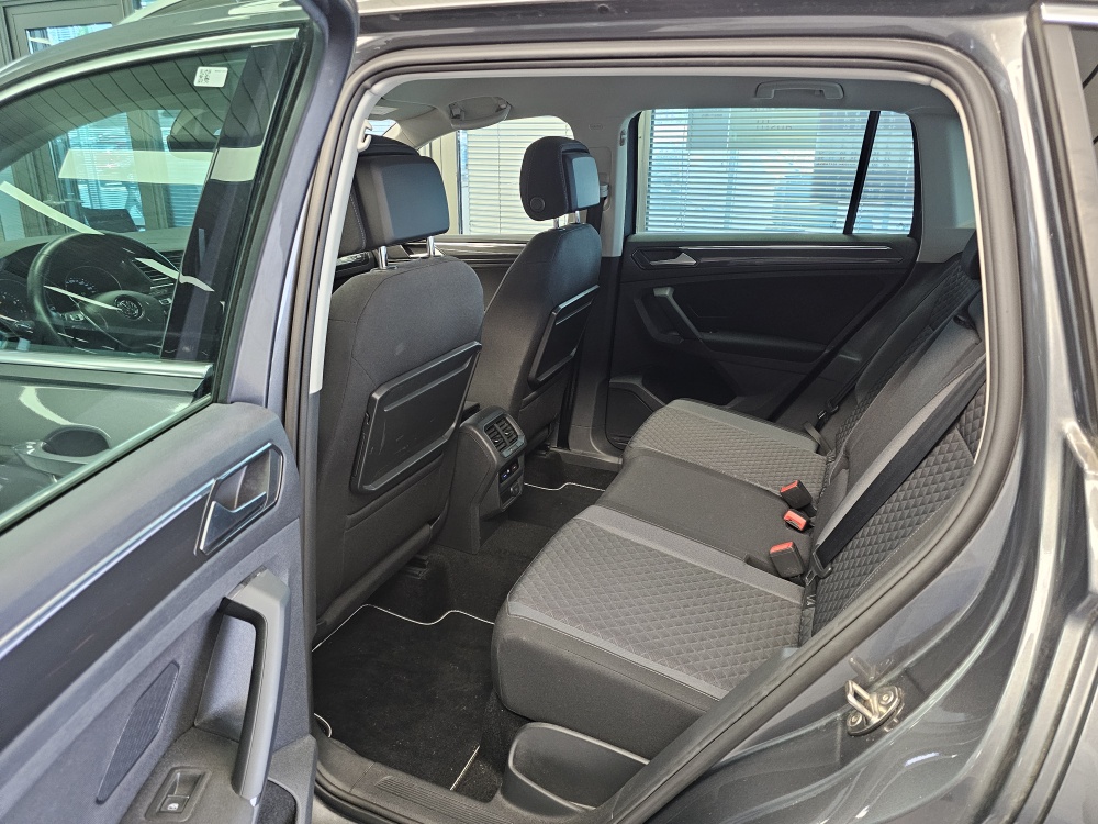 VW Tiguan  bei Hoffmann Automobile in Wolfsburg kaufen und sofort mitnehmen - Bild 4