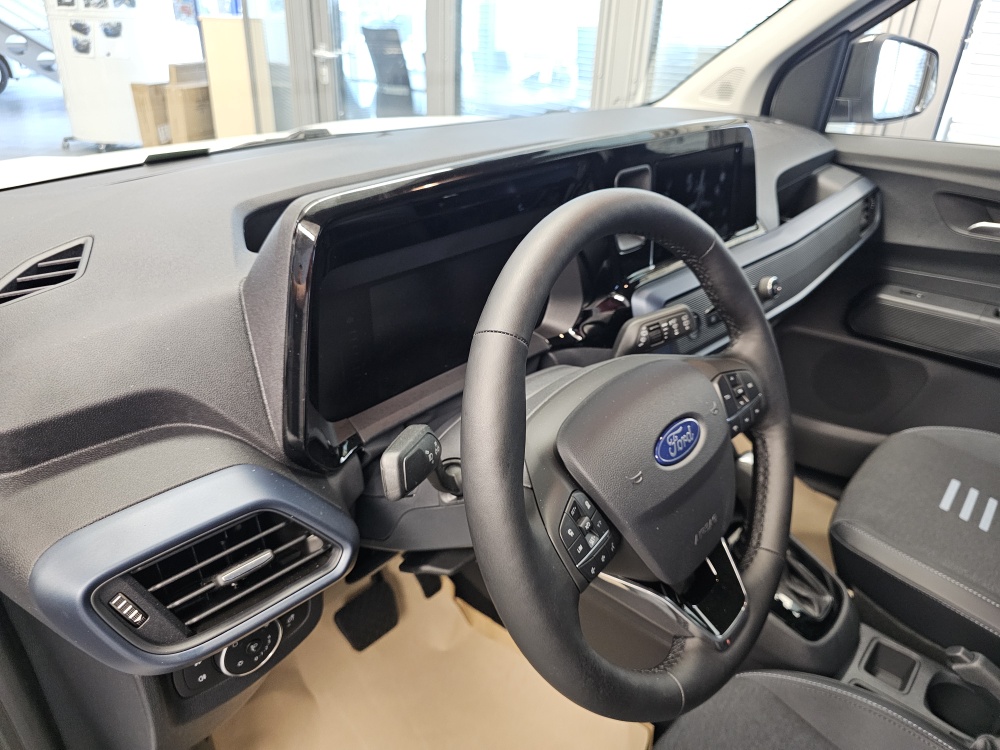 Ford Tourneo Courier  bei Hoffmann Automobile in Wolfsburg kaufen und sofort mitnehmen - Bild 16
