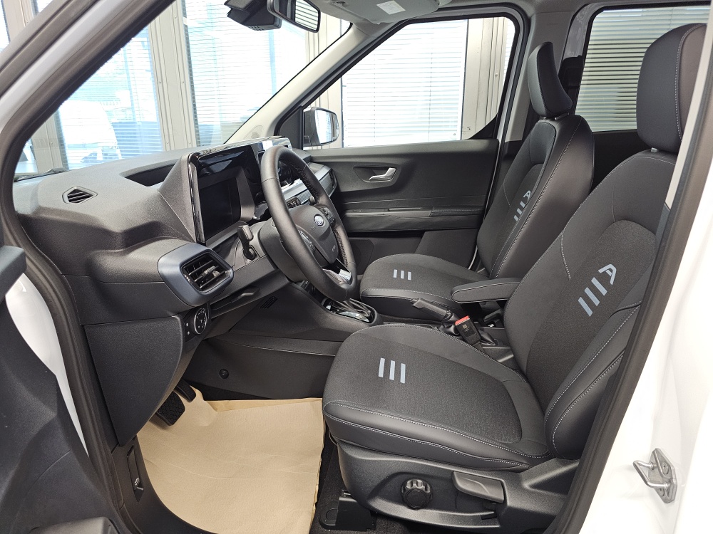 Ford Tourneo Courier  bei Hoffmann Automobile in Wolfsburg kaufen und sofort mitnehmen - Bild 17