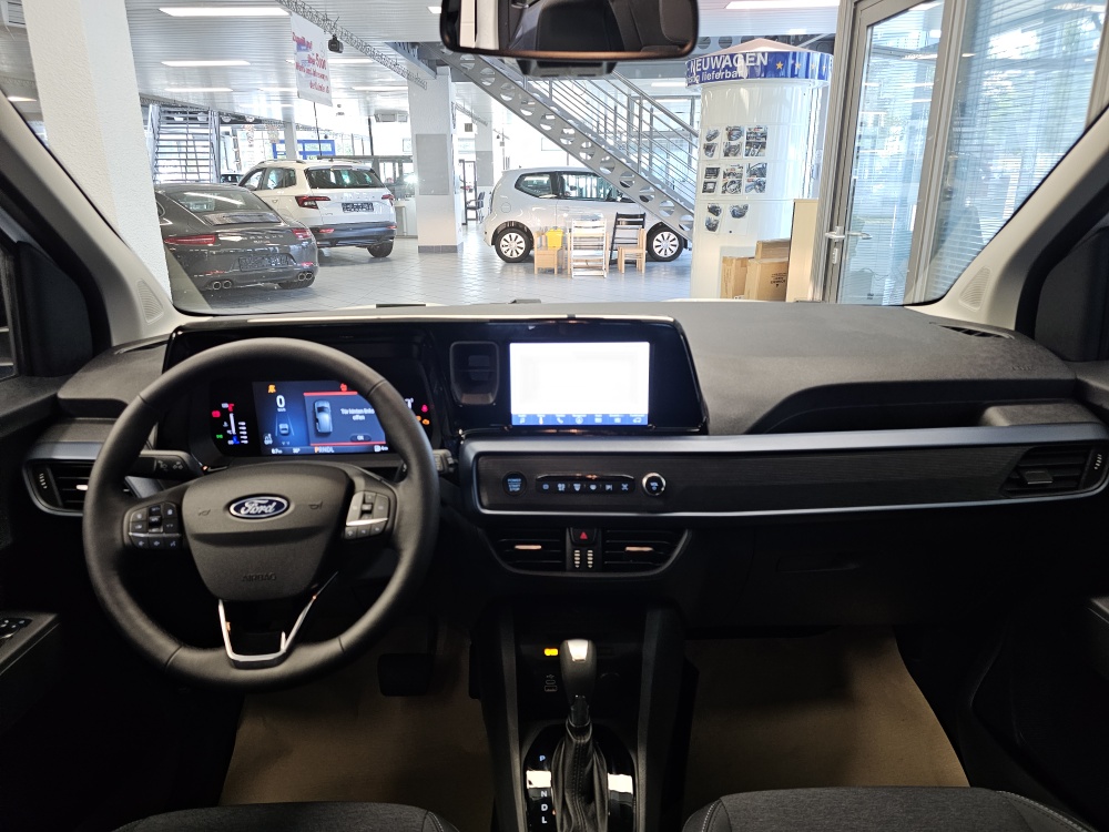 Ford Tourneo Courier  bei Hoffmann Automobile in Wolfsburg kaufen und sofort mitnehmen - Bild 5