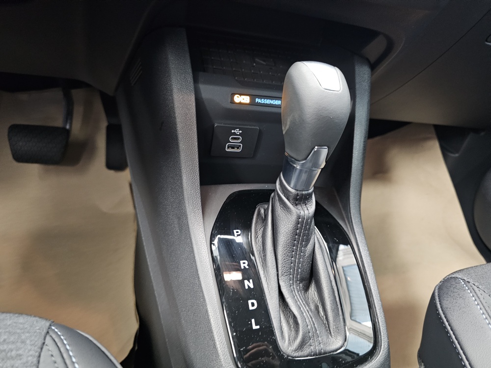 Ford Tourneo Courier  bei Hoffmann Automobile in Wolfsburg kaufen und sofort mitnehmen - Bild 8