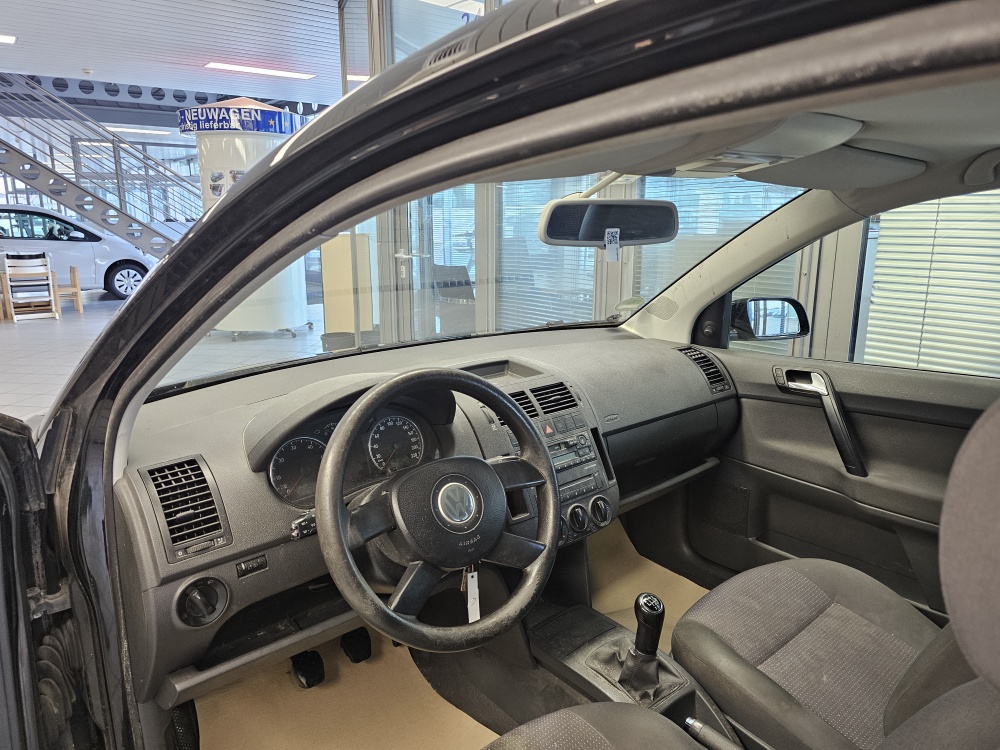 VW Polo bei Hoffmann Automobile in Wolfsburg kaufen und sofort mitnehmen - Bild 5