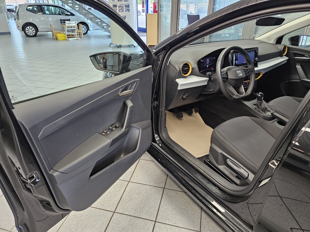 Seat Ibiza  bei Hoffmann Automobile in Wolfsburg kaufen und sofort mitnehmen - Bild 20