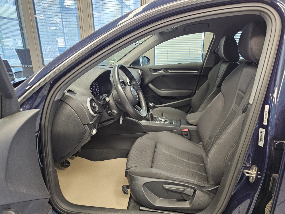 Audi A3 Sportback  bei Hoffmann Automobile in Wolfsburg kaufen und sofort mitnehmen - Bild 18
